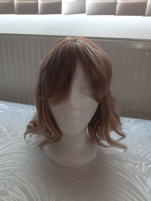 Peruci 150 de lei bucata