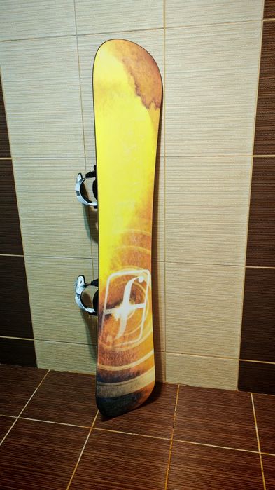 Placa snowboard Forum 150-152 -boots burton