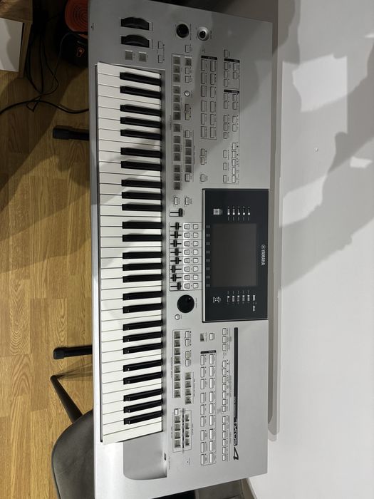 Orga Yamaha Tyros4