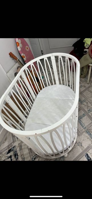 Продам детскую кроватку