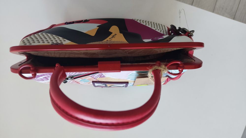 Елегантна чанта Anekke