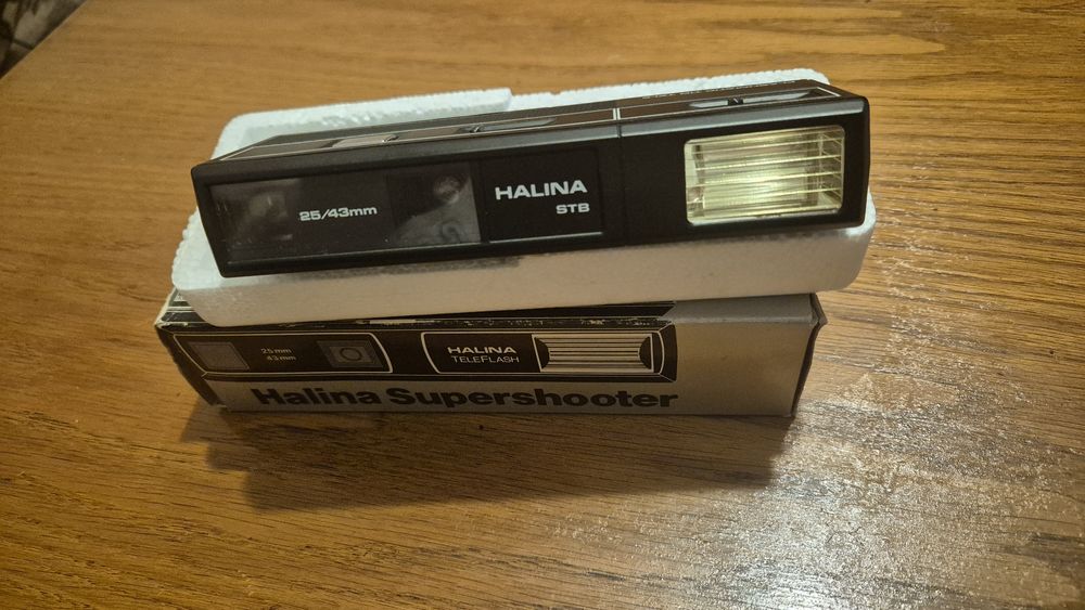 Camera foto Vintage Halina STB Flashmatic 110 Tele fab. Hong-Kong 1983