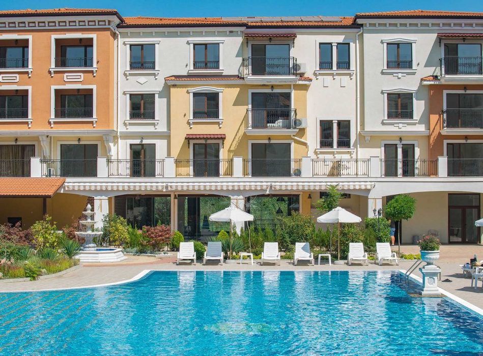 Продава се Двустаен апартамент в Созопол - 62 кв.м за 1210 €/кв.м - Снимка #3