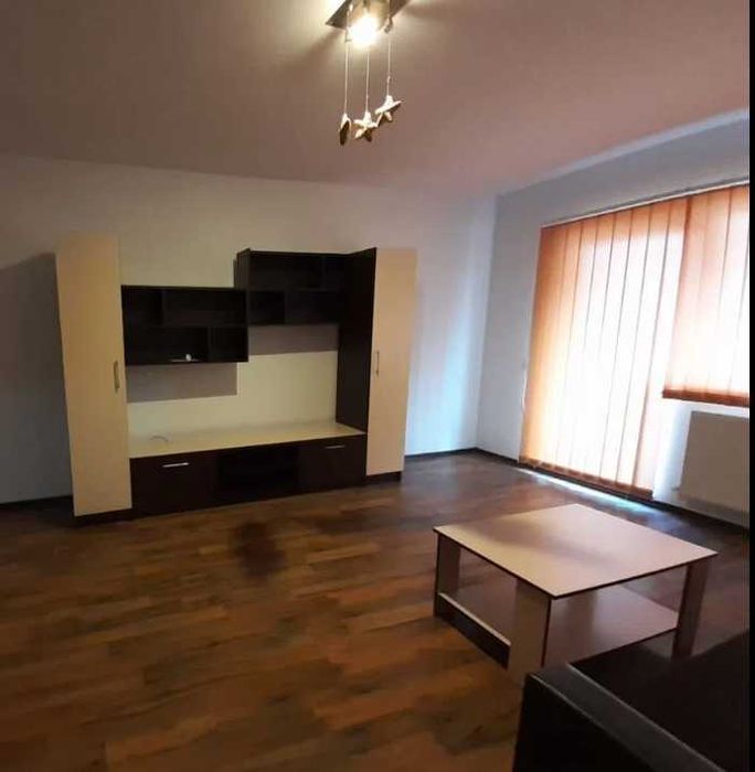 Дава се под наем Двустаен апартамент в Пловдив, Христо Смирненски - 65 кв.м за 229.5 € - Снимка #1