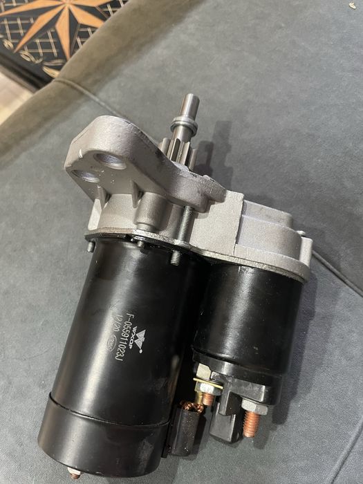 Стартер новый………