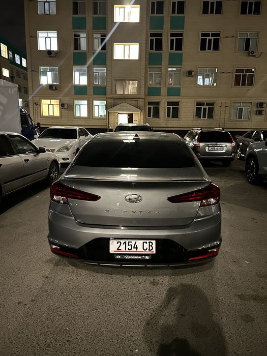 Хюндай элантра 2019