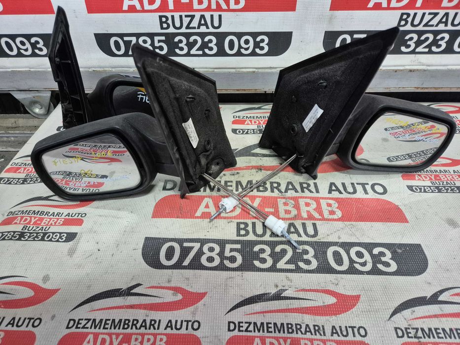 Oglinda stanga/dreapta Ford Fiesta 2005