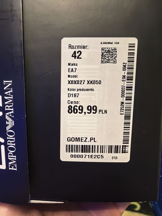 Vînd,schimb adidaşi