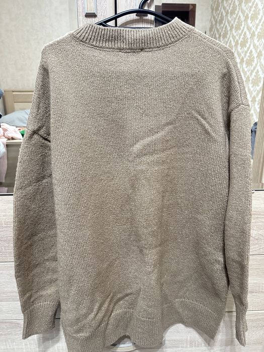 Свитер бу хорошего качества