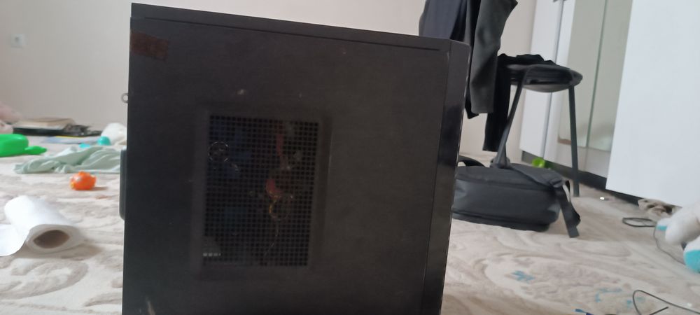 Рабочий офисный компьютер