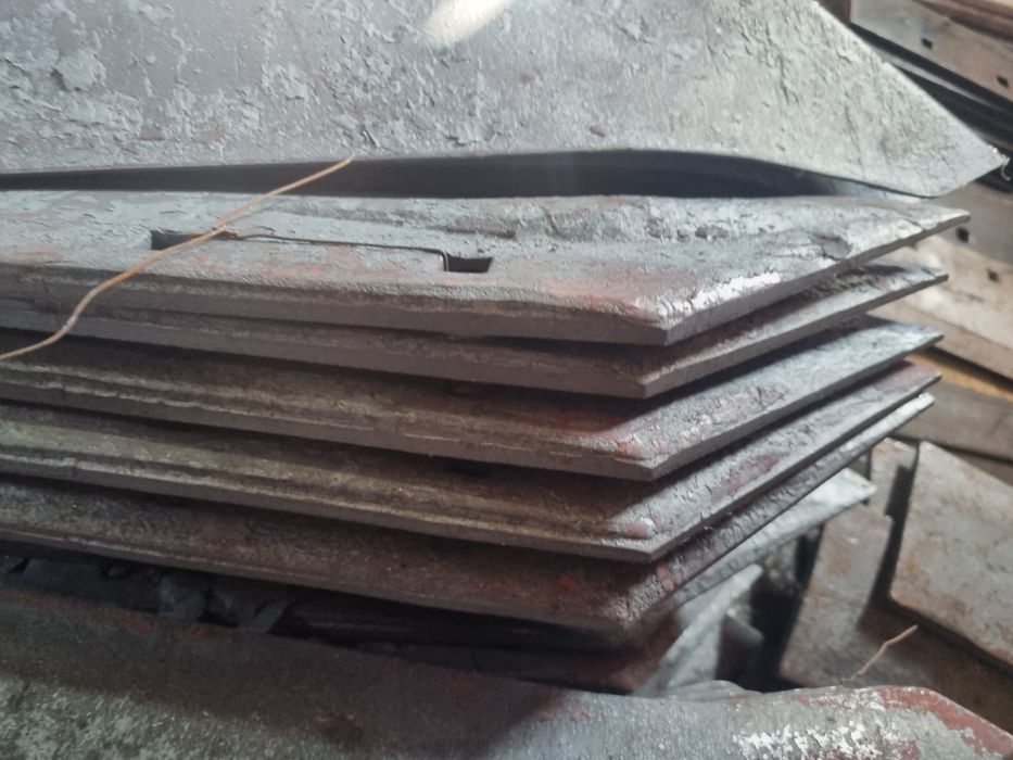 Brazdar plug PP3, PP4 forjat
