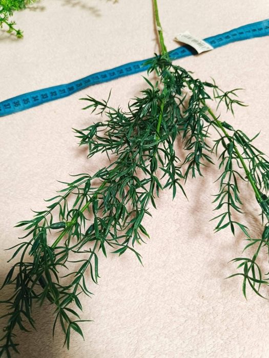 Lot tije artificiale