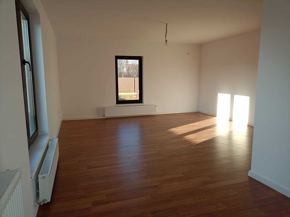 Buftea Crevedia,vila superba,pozitie excelenta,199.000euro