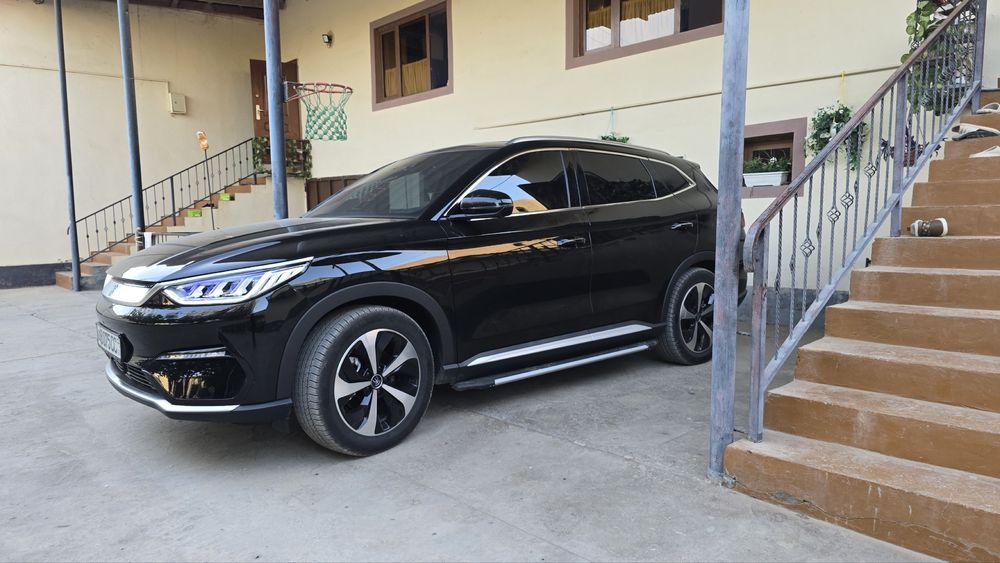 BYD Song Plus EV Champion 2023 — 2