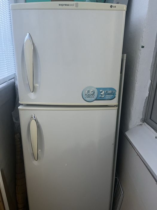 Холодильник LG б/у
