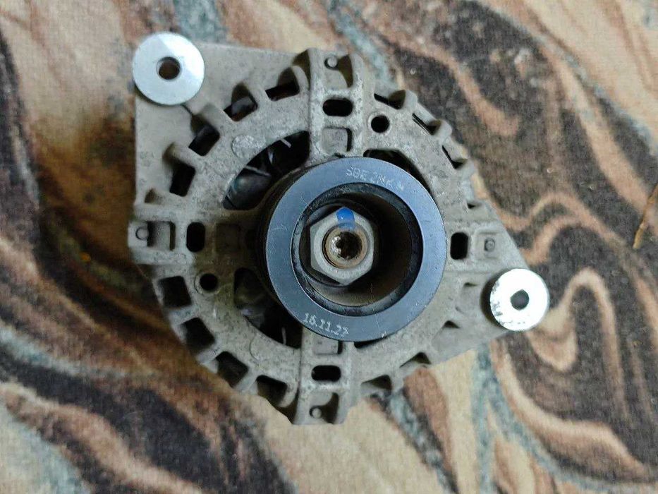 Оригинальный генератор 110А на Lada Granta (под кондиционер)