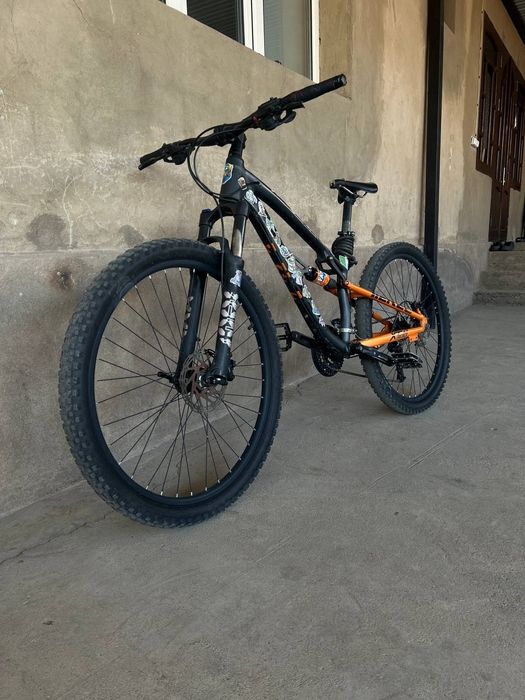 Erec xt300 чёрно оранжевый