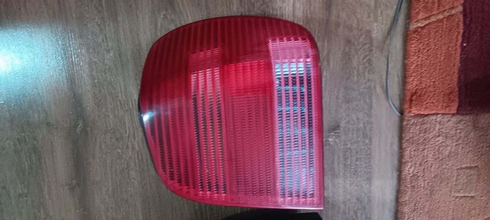 Faruri spate Wolswagen Polo 2001 model 6N2