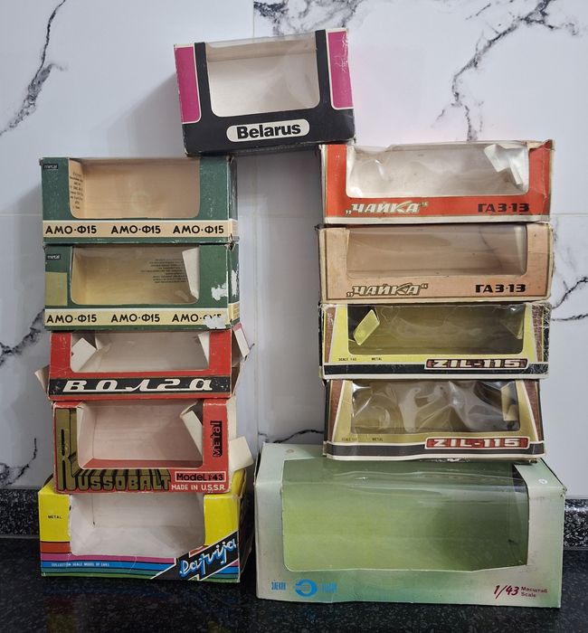 Масштабная модель машинка Коробка пустая