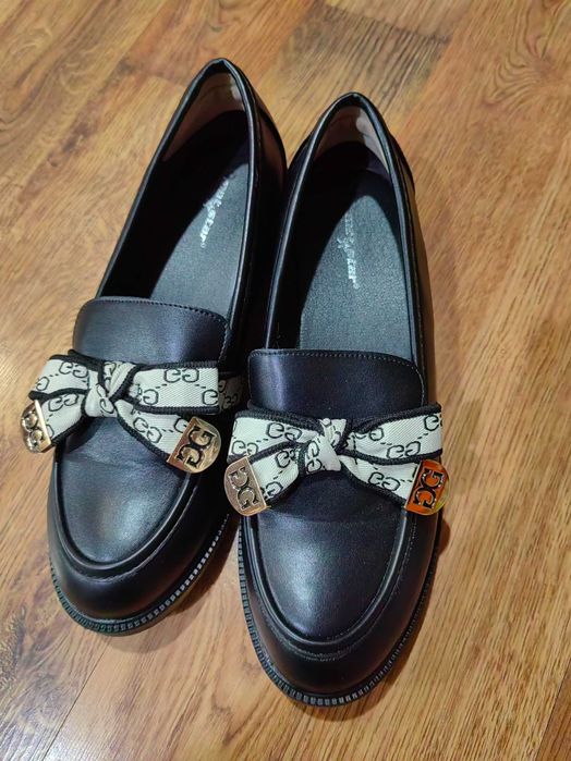 Дамски обувки  40 номер