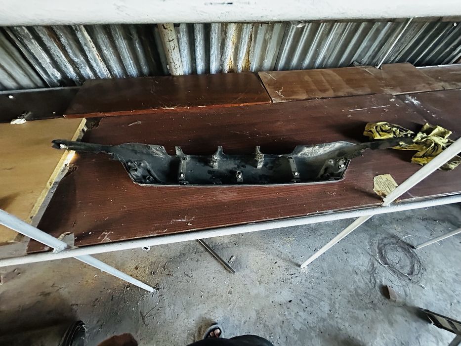 Предна решетка за Mitsibisvhi Outlander