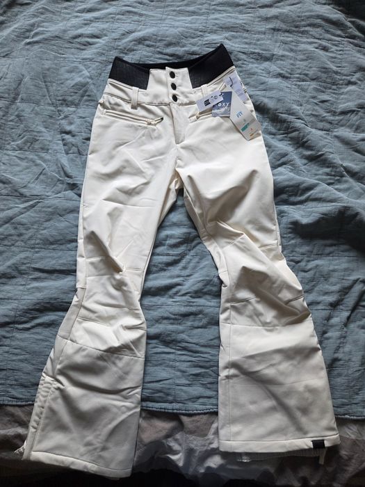 ЧИСТО НОВ панталон за ски ROXY