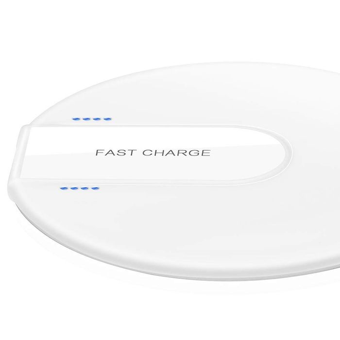 Ултратънко безжично зарядно устройство Qi, съвместимо с всички смартфо