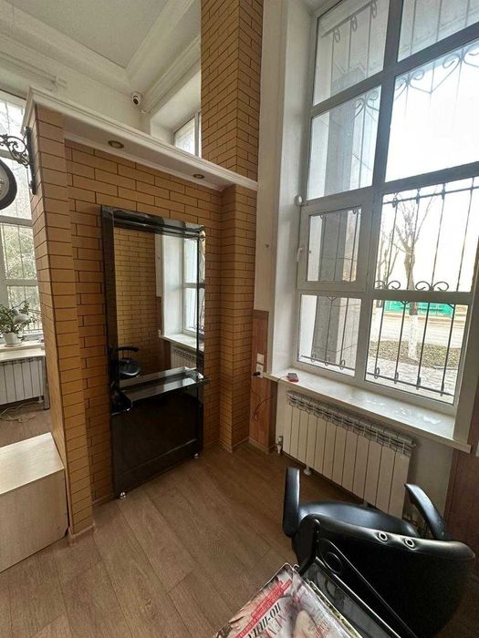 Рабочее место парикмахера в салоне красоты Аллегро