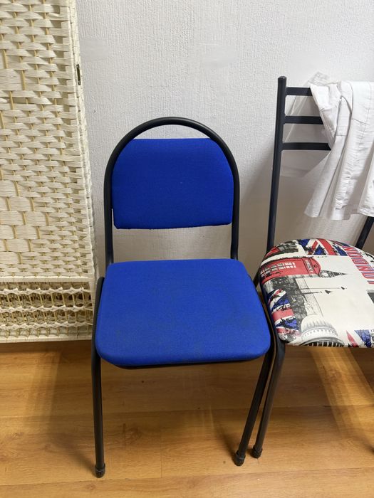 Продам стол широкий недорого