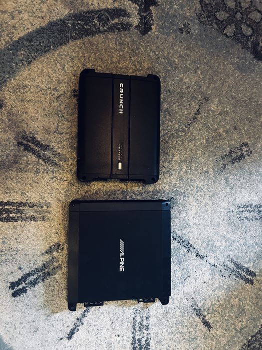 Vand aplficator statie auto si subwoofer