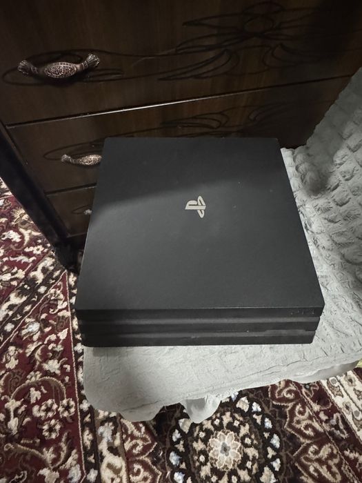 Плейстейшн  4 про