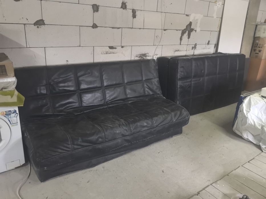 Продам кожаный диван