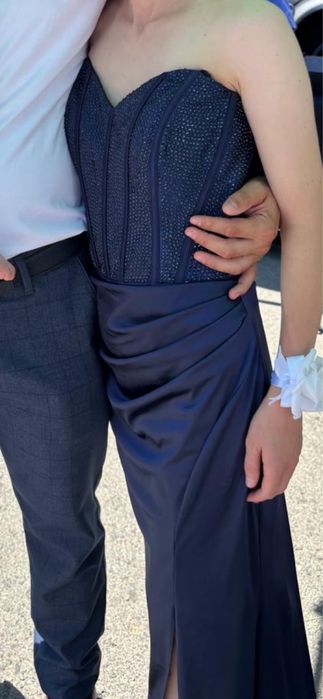 Рокля ……………………….