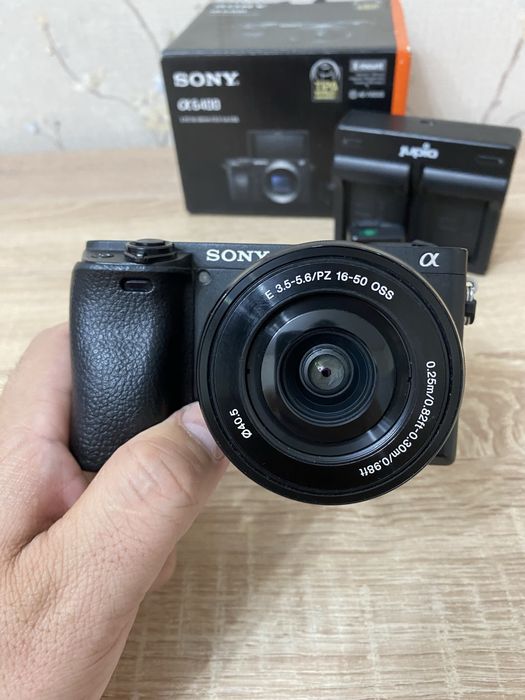 Продам Sony a6400 kit