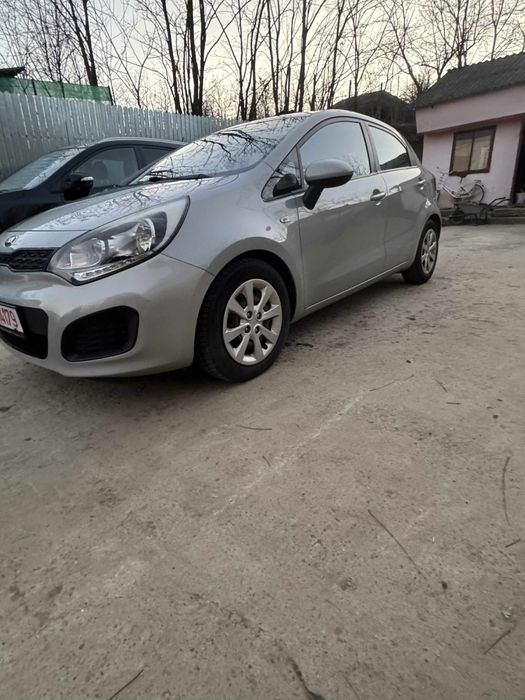 KIA Rio 2014 — imagine 2