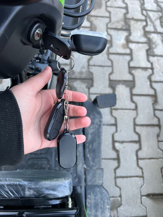 Електрически триколки