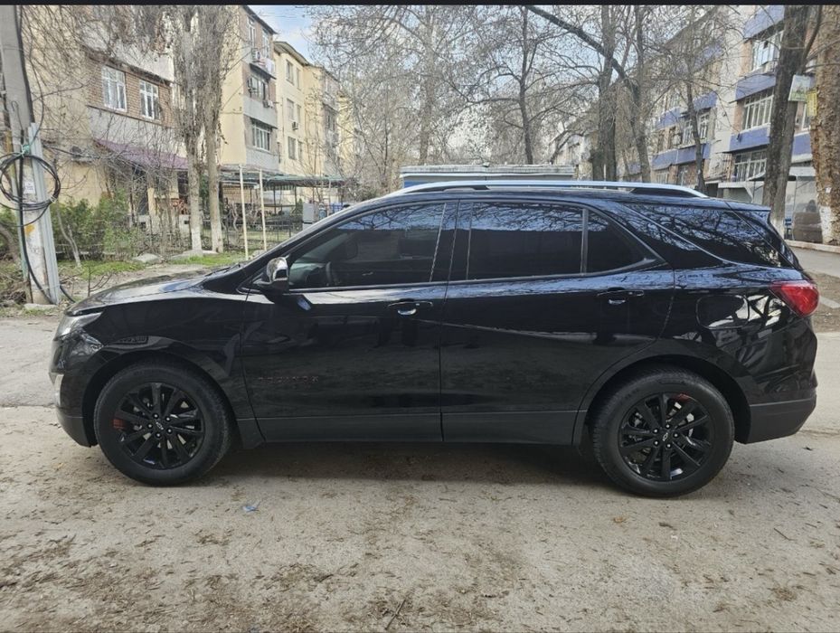 Shevrolet EQUINOX 2020 RS full