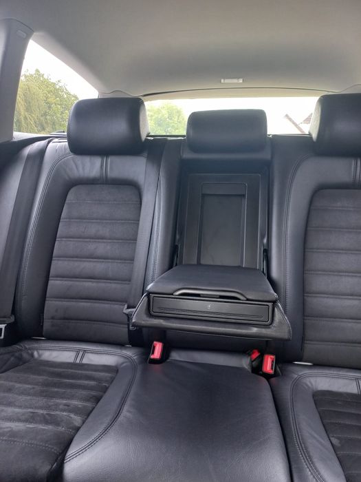 Volkswagen Passat 2010 2.0 TDI Automat – Full dotări