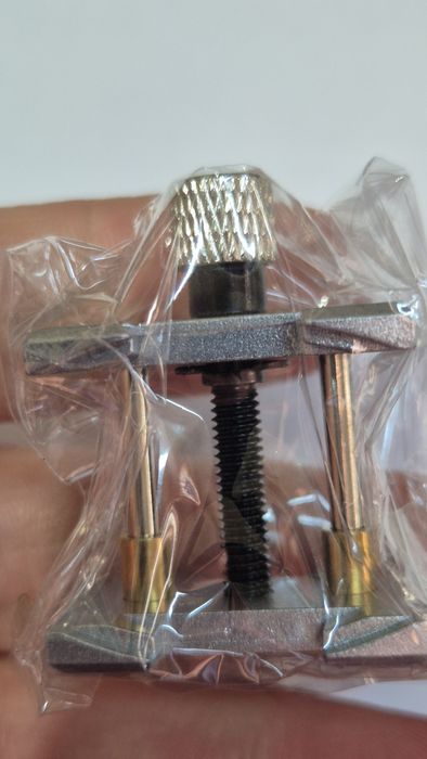 Часовникарски инструменти