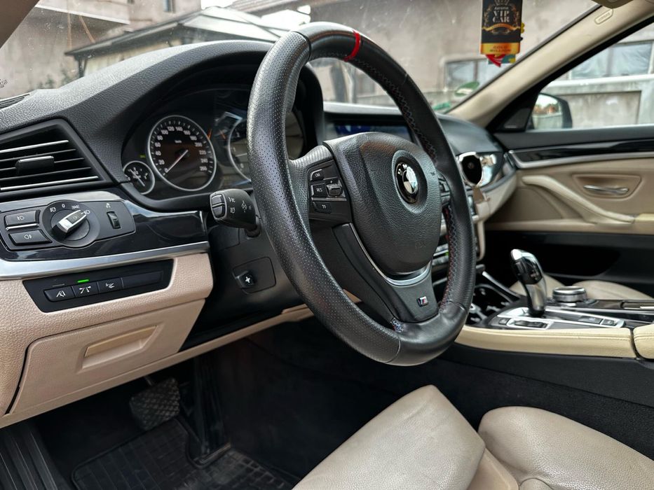 BMW F10 M-Pachet (virează spatele,Head-Up,3 but.,530d) e60 f30 g20 g30