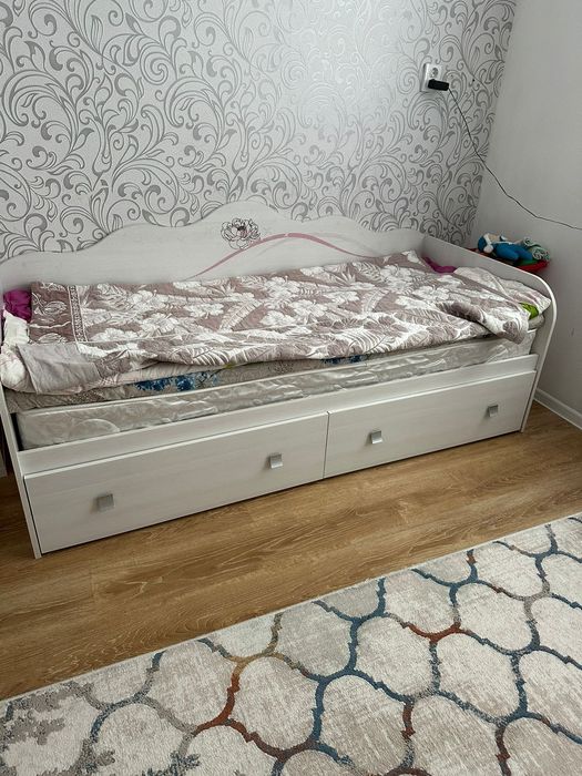 Продам Детский спальный гарнитур