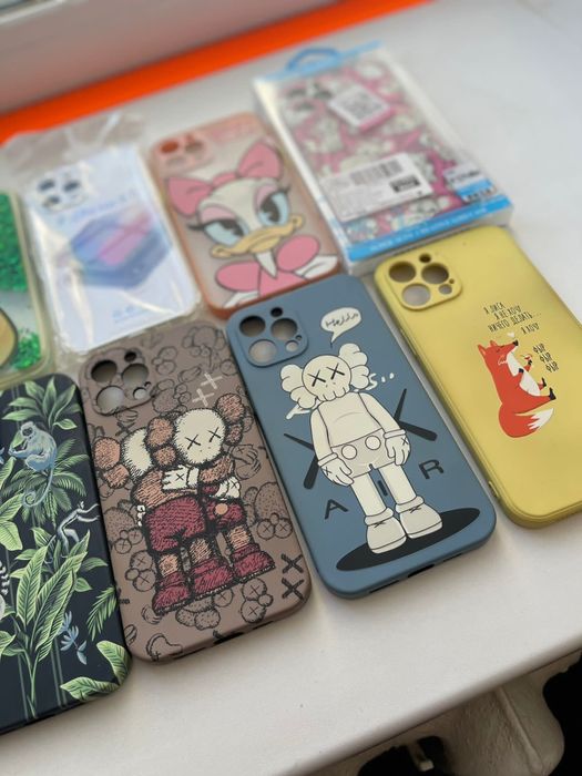 Продам чехлы на iPhone 12 Pro Max