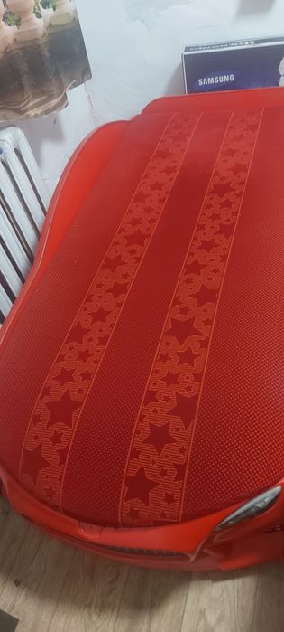 Продам кровать машинку
