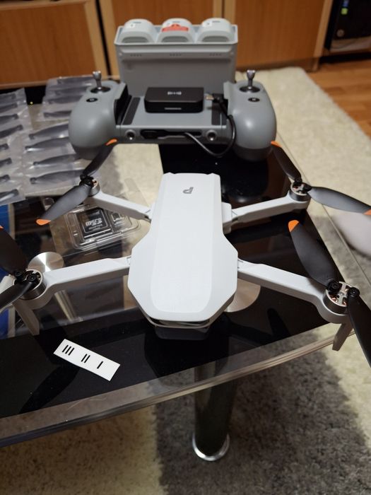 Drona Potensic Atom 2  fly more combo 

Produs perfect funcțional,se vinde la cutie.