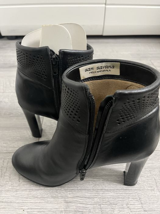 Ghete de piele naturala