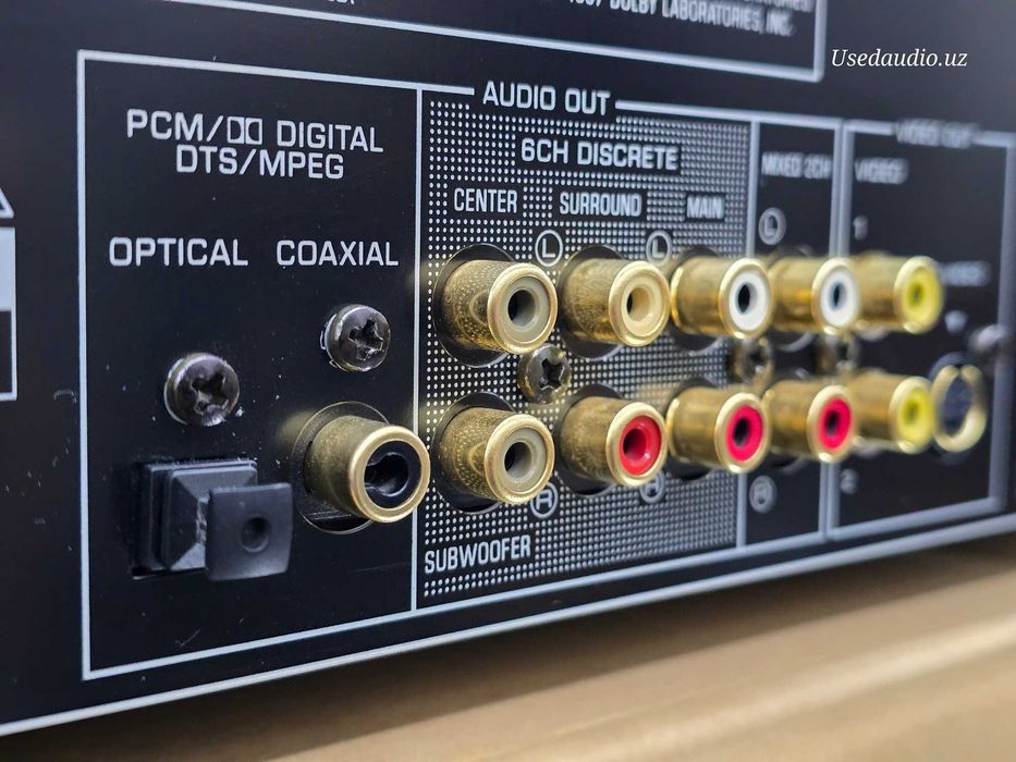 CD проигрыватель YAMAHA CD-DVD S795.