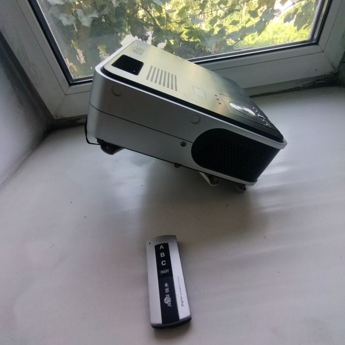 Проектор Toshiba