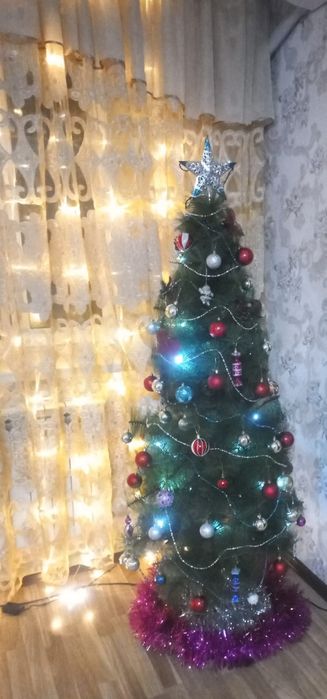 Продам ёлку новогоднюю