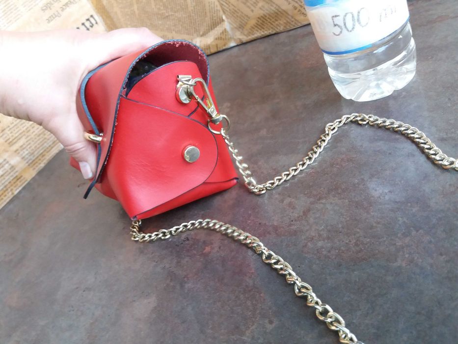 дамска чанта,малка червена,кожена чантичка-естествена кожа