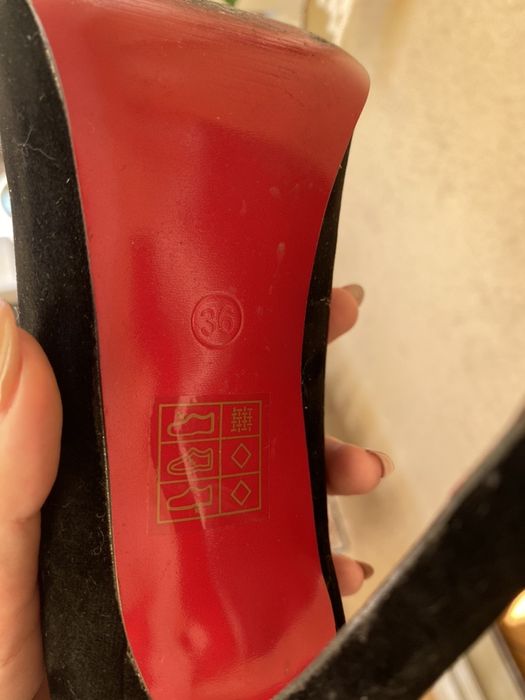 Pantofi stiletto catifea